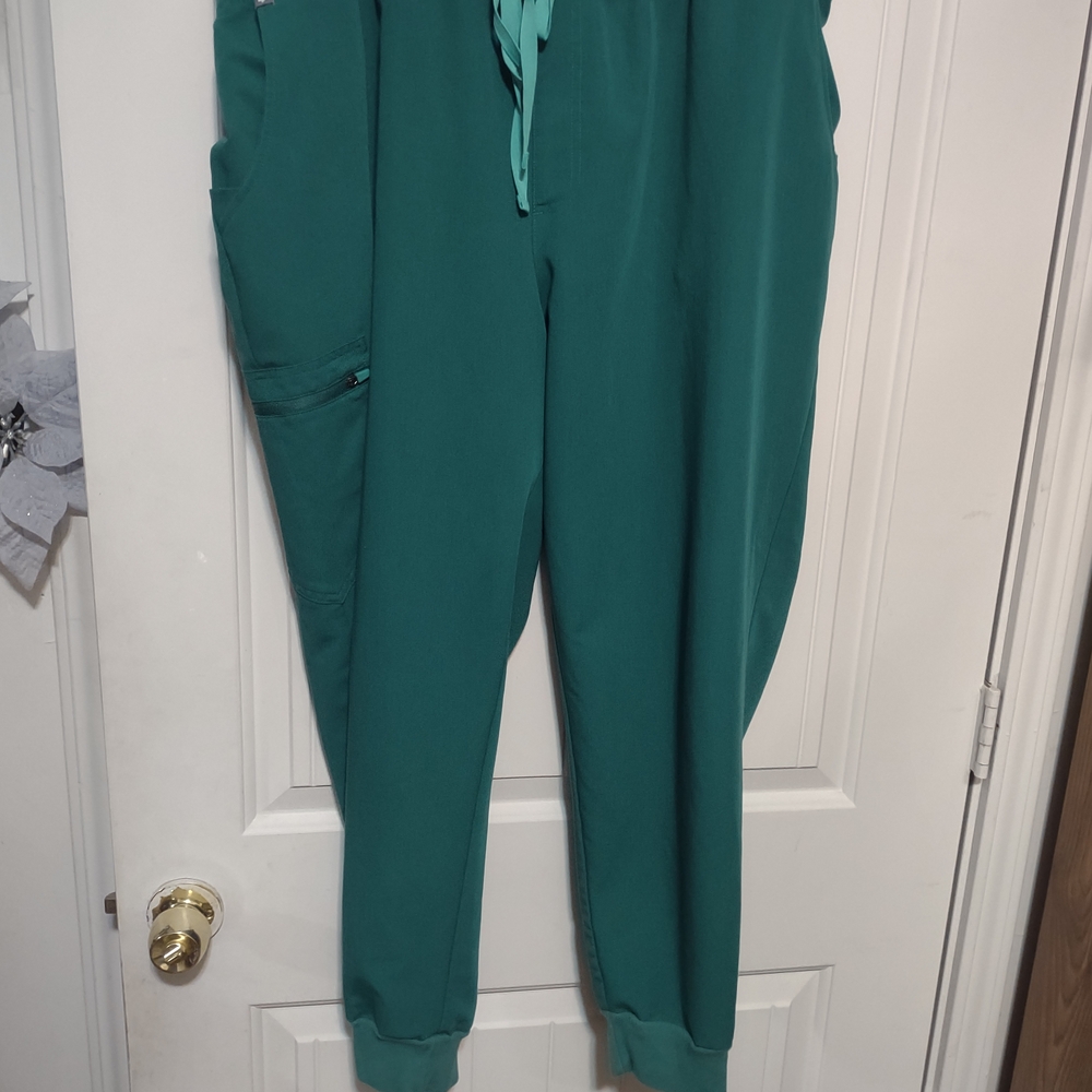 Women's Green Jogger Pants - Picture 5 of 7